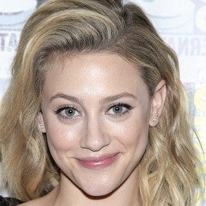 Lili Reinhart
